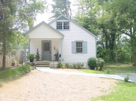 1946 Bungalow photo